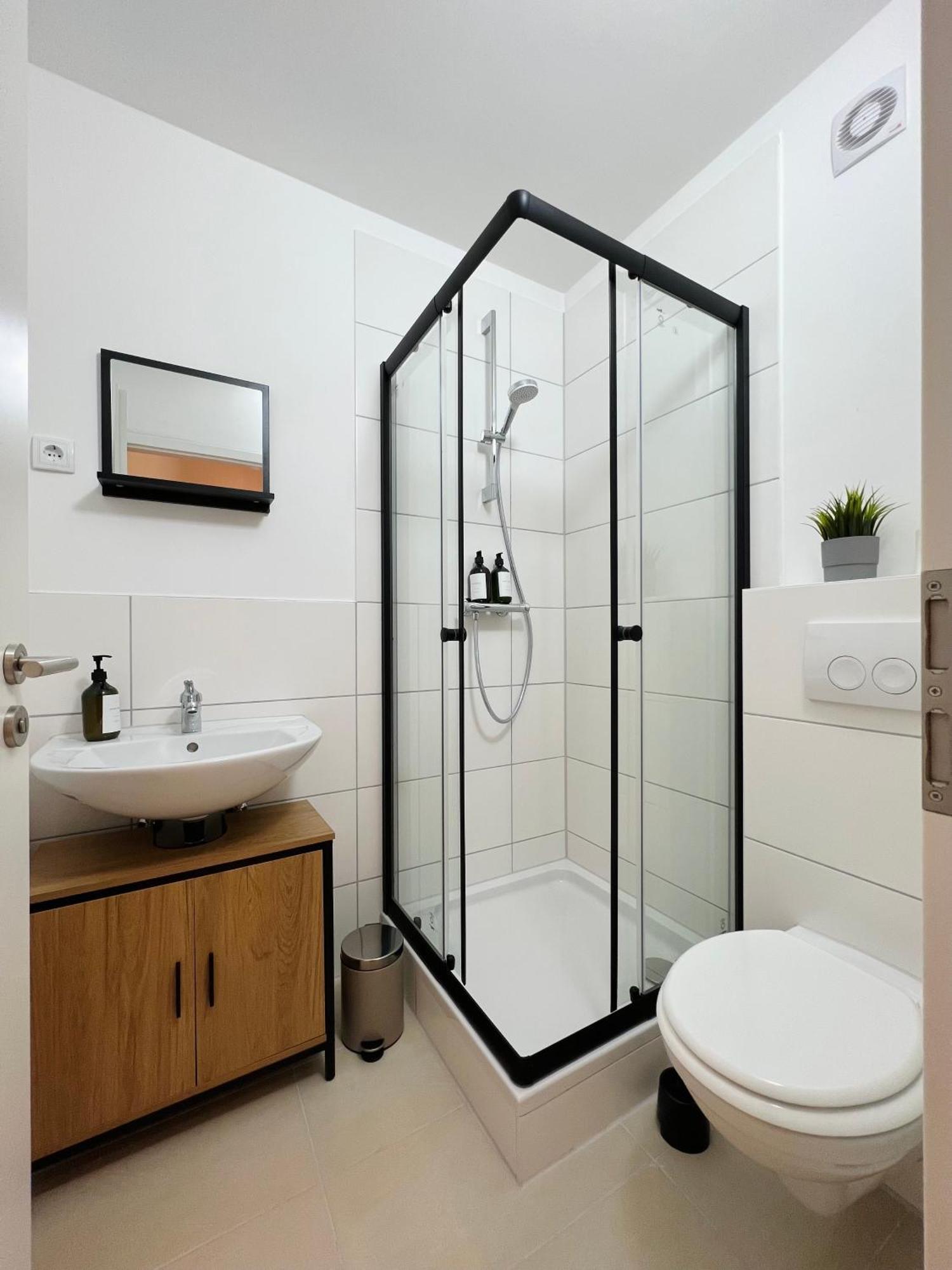 Sali - Remscheid - Apartmenthaus المظهر الخارجي الصورة